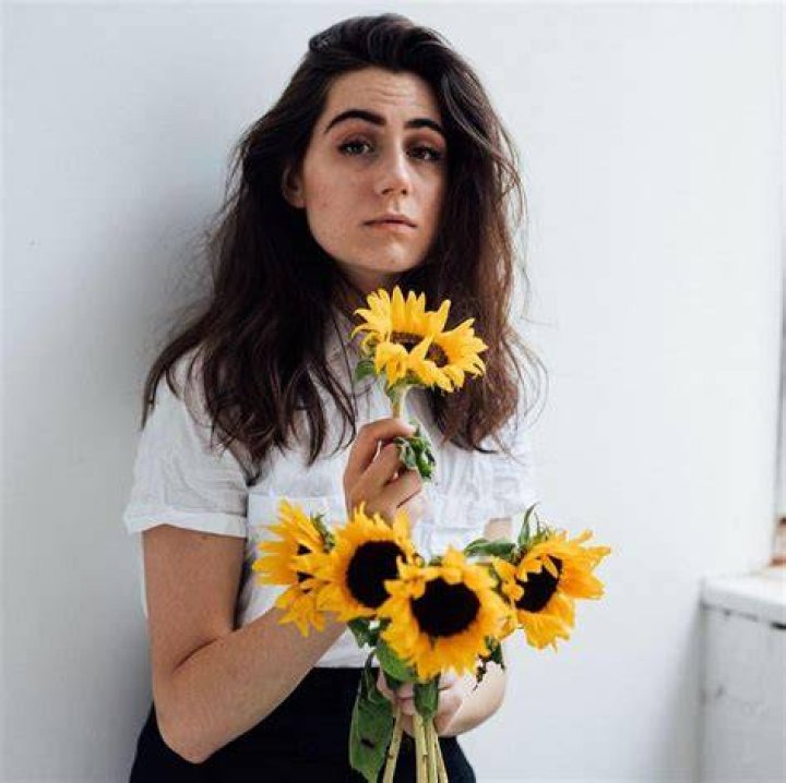 Dodie Clark