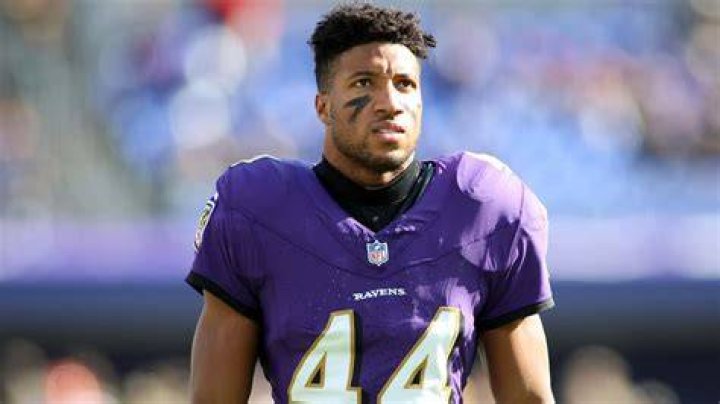 Marlon Humphrey's pet Snowflake