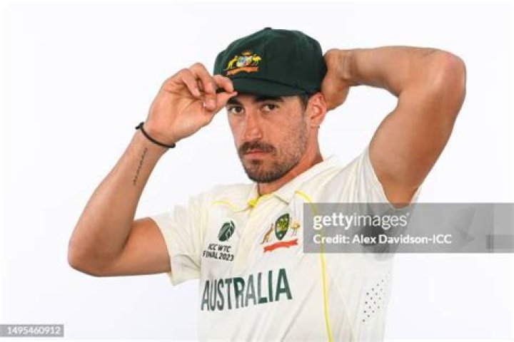 Mitchell Starc photo